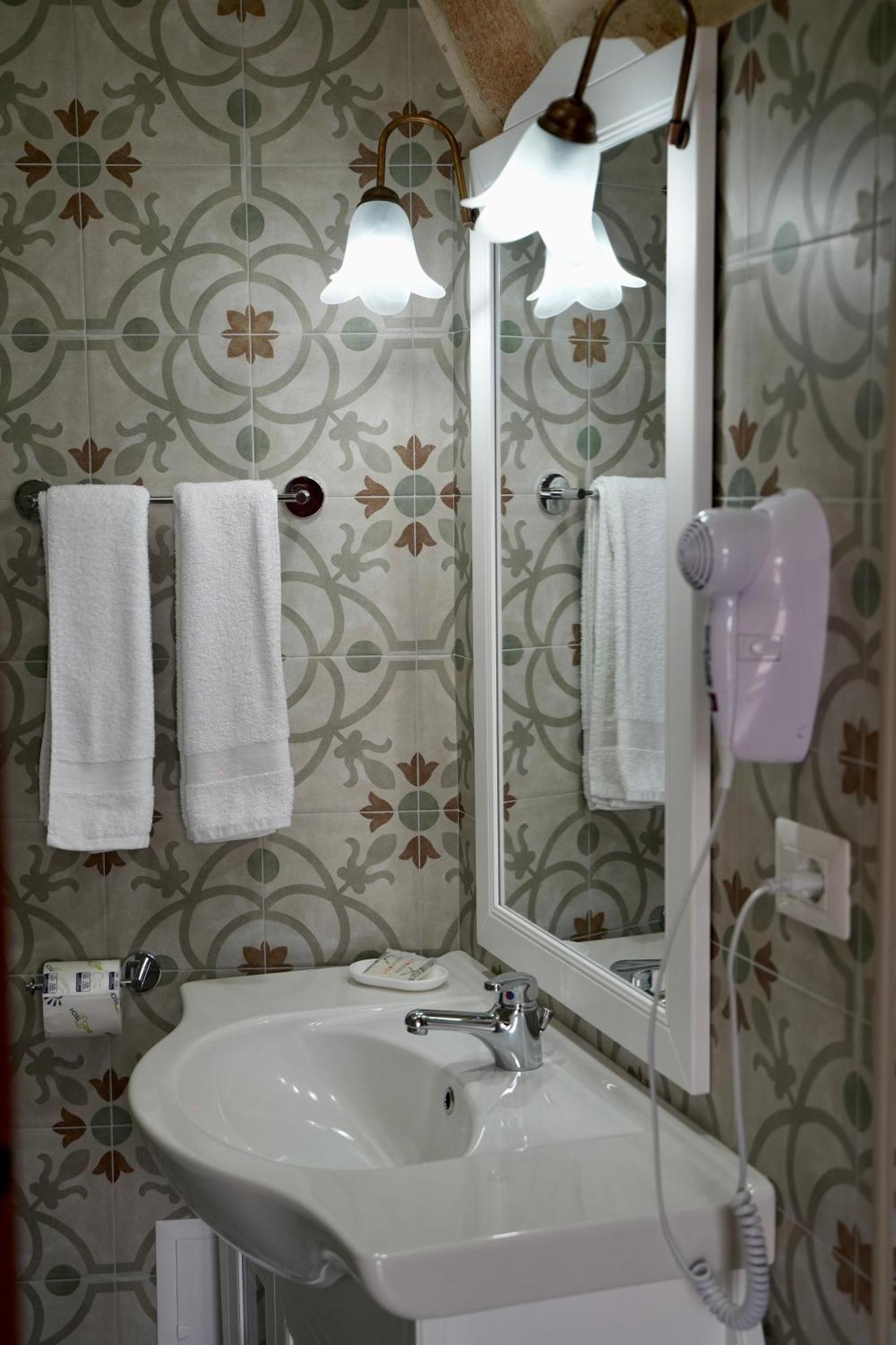 B&B La Gravina 拉泰尔扎 外观 照片